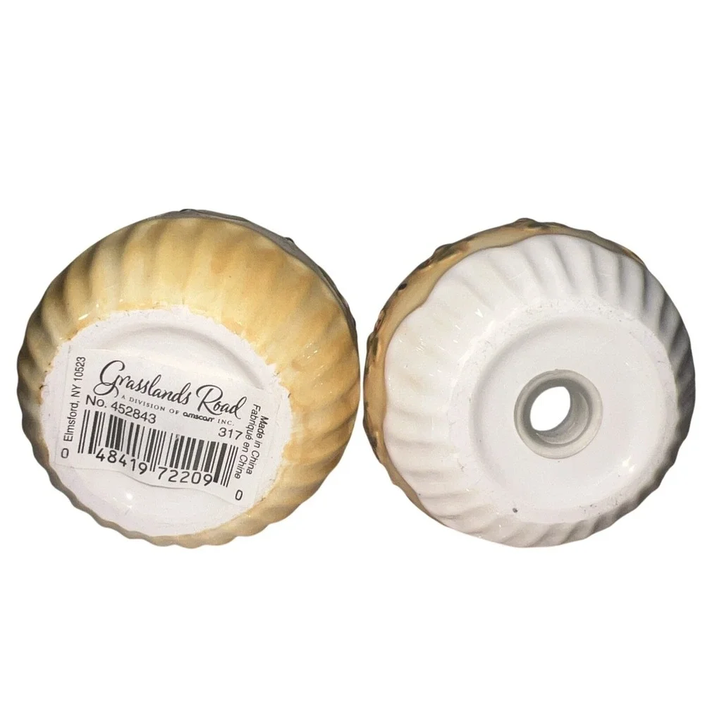 Grasslands Road Monsieur Salt Madame Pepper‎ Shaker Set Tray